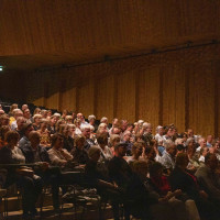 ELB.lit 2024: 21.09.: Publikum im kleinen Saal der Elbphilharmonie bei der Veranstaltung mit Jörg Hartmann. ©Jörg Modrow